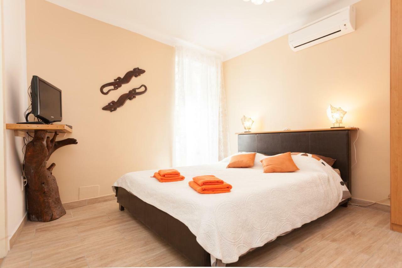 Nice Apartment In The City Center Rovinj Exterior foto